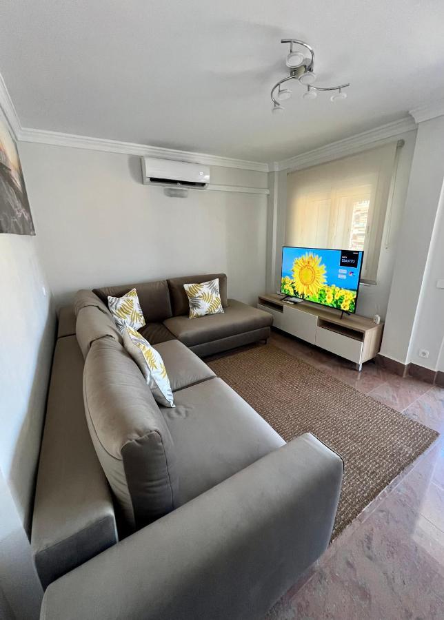 Apartamentos Prestige Suites Malaga II Exteriör bild