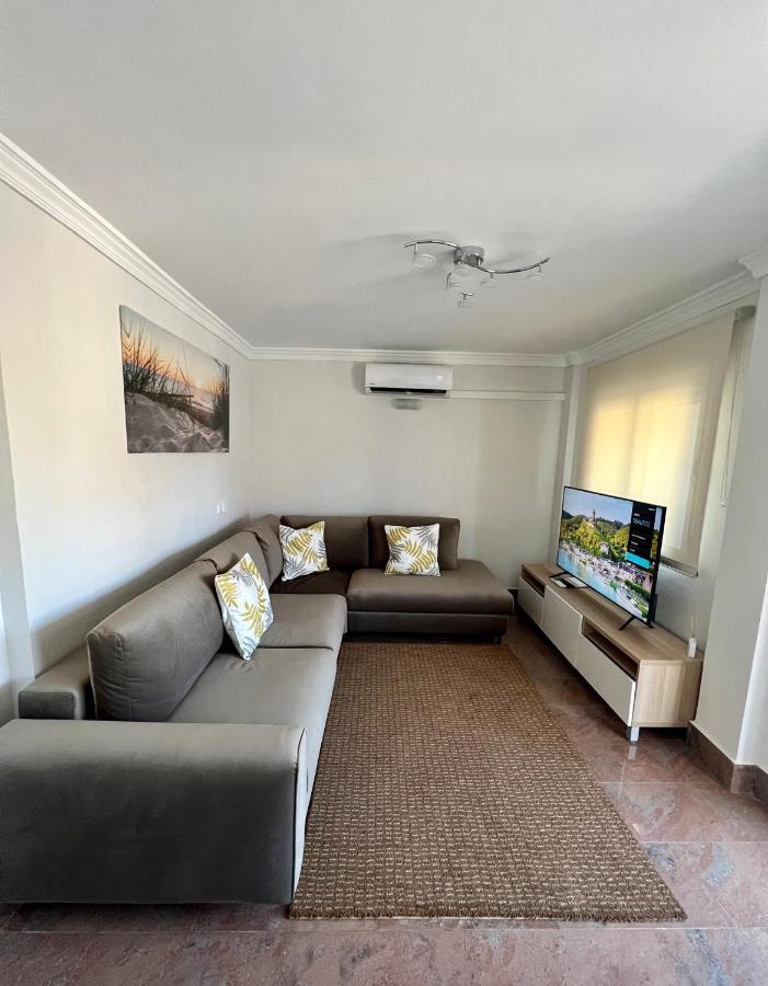 Apartamentos Prestige Suites Malaga II Exteriör bild